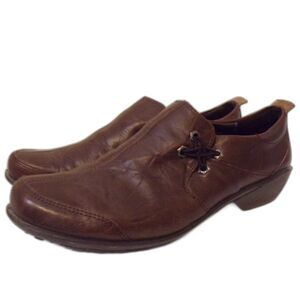 Romika Women's Brown Leather Slip On Casual Loafer Shoes. Size 40 US Size 9